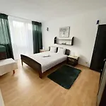 416 Center Tamars Varşova