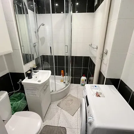 416 Center Tamars * Varşova