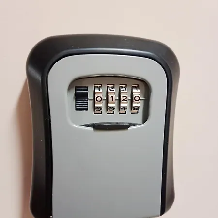 416 Center Tamars ワルシャワ