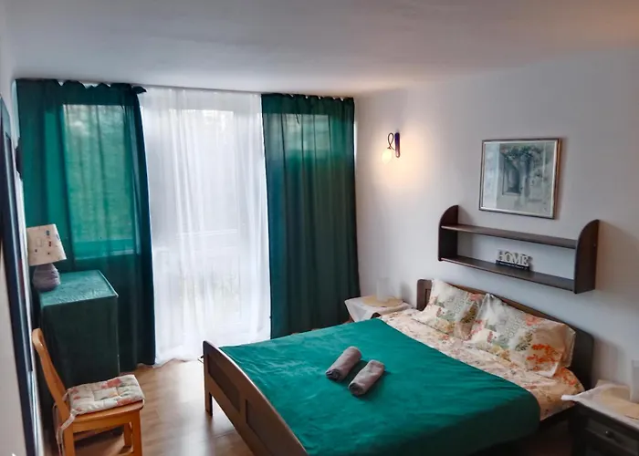 416 Center Tamars Apartment