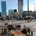 416 Center Tamars
