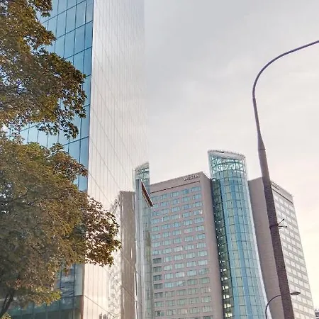 416 Center Tamars